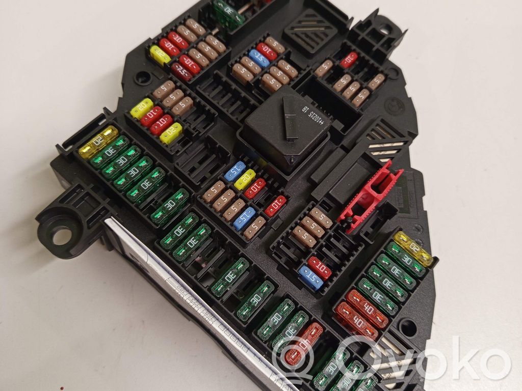 BMW 5 F10 F11 Fuse module 