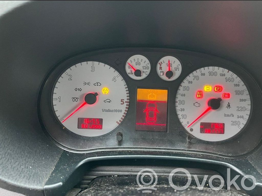 Audi A3 S3 8L Licznik / Prędkościomierz 