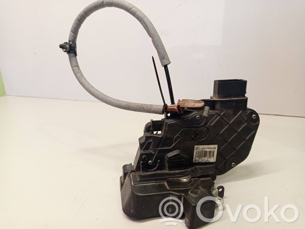Ford Mondeo MK IV Aizmugurē slēdzene 
