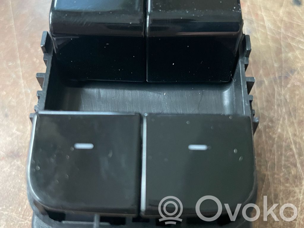 Electric window control switch   1081037,108103701F,108103701E,108103701D
