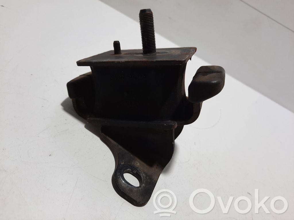 KIA Sorento Engine mount bracket 