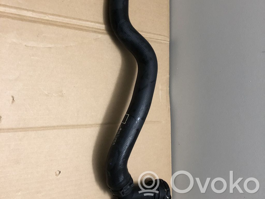 Engine coolant pipe/hose   8W0122101B,8W0122101B