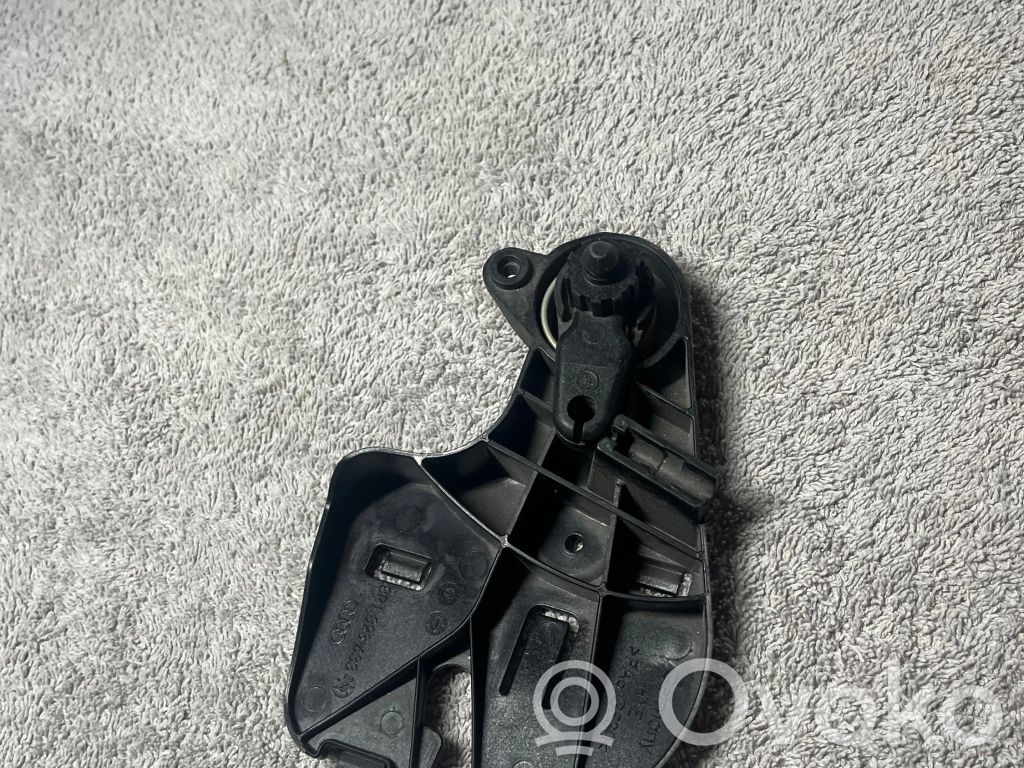 Audi Q5 SQ5 8R Rączka / Uchwyt otwierania pokrywy przedniej / maski silnika 