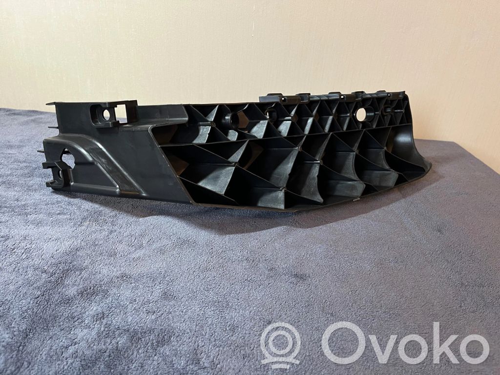 Dodge Durango Headlight/headlamp mounting bracket 