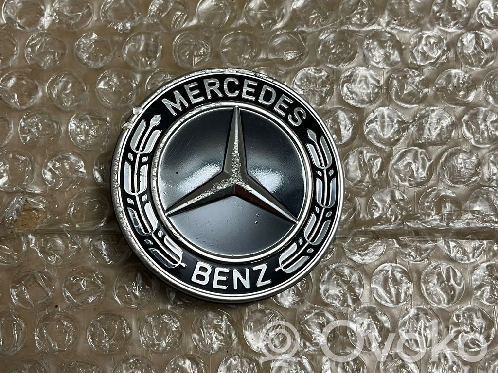 Emblemat / Znaczek   A0008176203