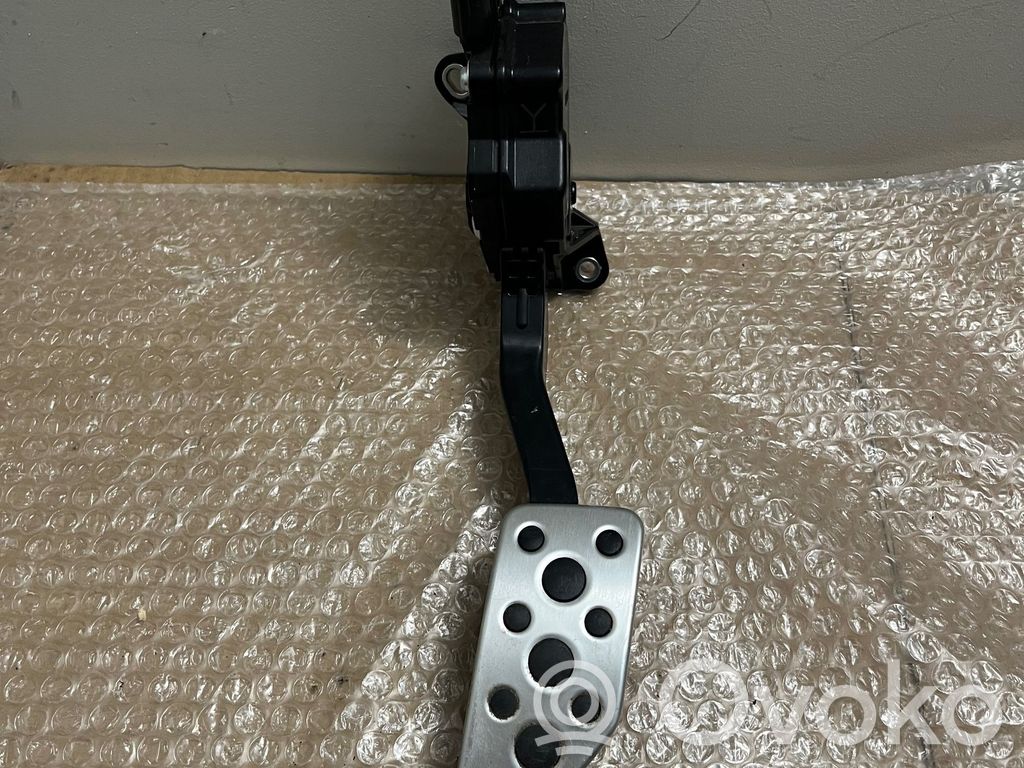 Subaru Forester SK Accelerator throttle pedal 