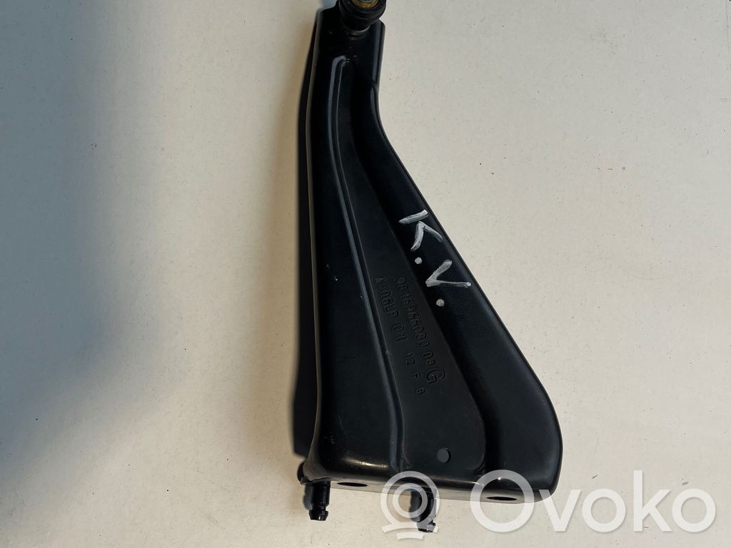 Opel Combo E Sliding door lower roller guide/hinge 