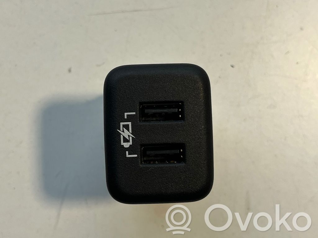 Opel Insignia B Разъем USB 