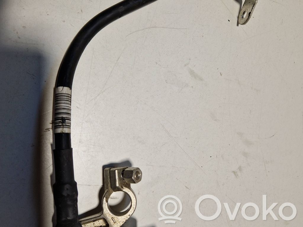 Ford Fiesta Minus / Klema / Przewód akumulatora 