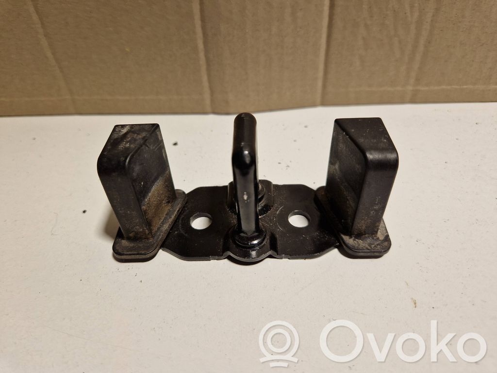 Ford Fiesta Loading door lock loop/hook striker 