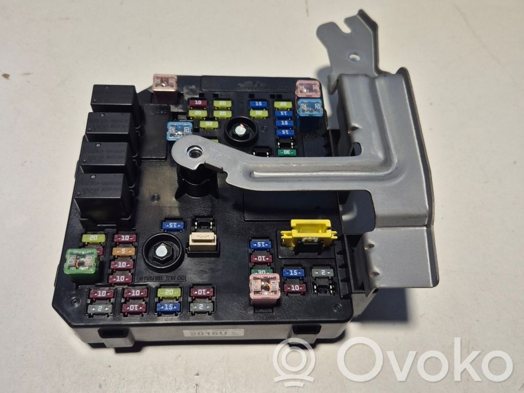 Chevrolet Captiva Fuse module 