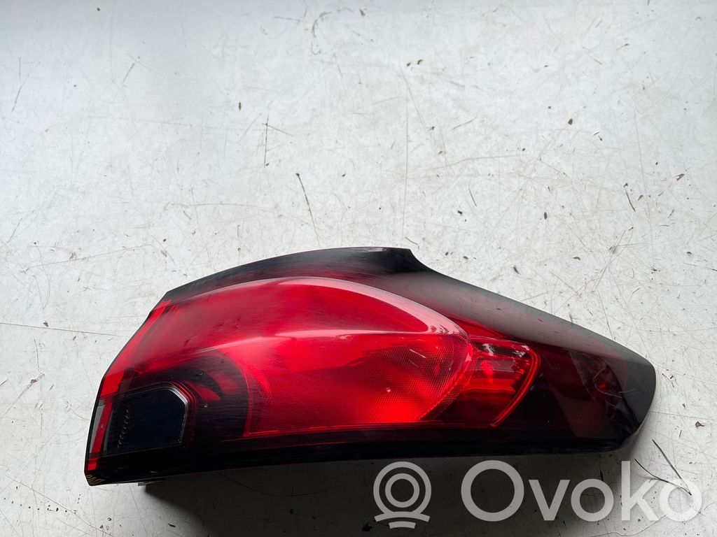 Opel Zafira C Lampă spate în caroserie 