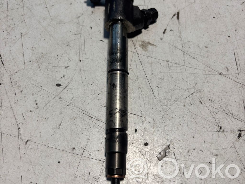 Opel Zafira C Inyector de combustible 