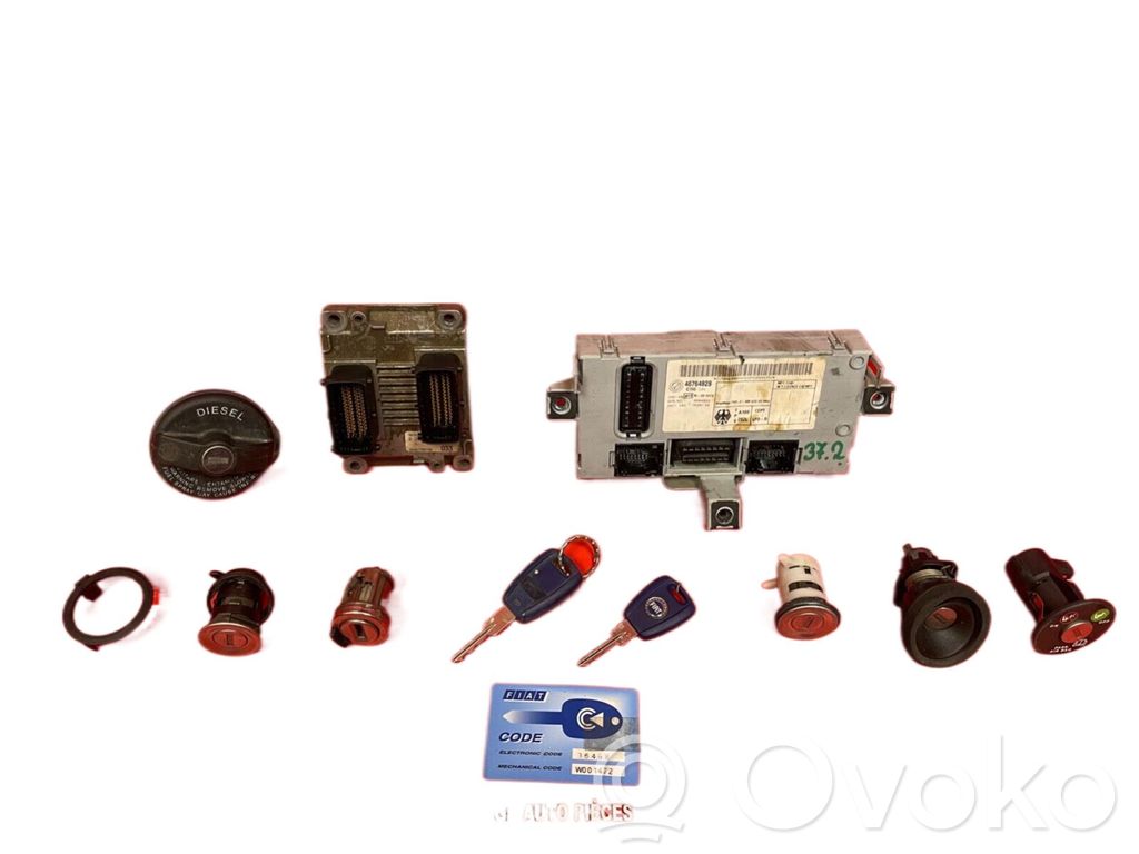 Fiat Punto (188) Komputer / Sterownik ECU i komplet kluczy 