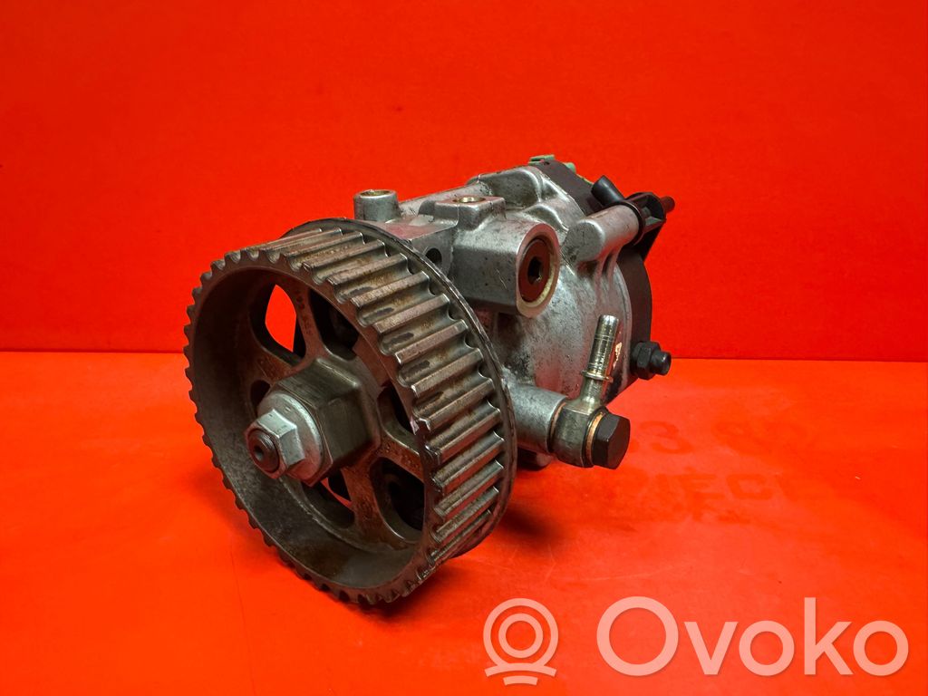 Renault Clio II Fuel injection high pressure pump 