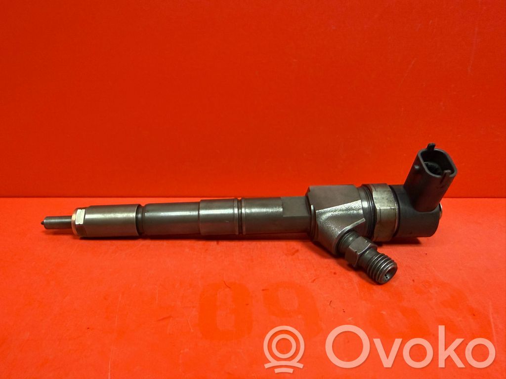 Opel Zafira B Inyector de combustible 