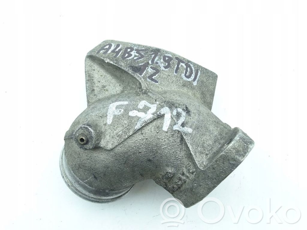 Audi A4 S4 B5 8D Válvula EGR 