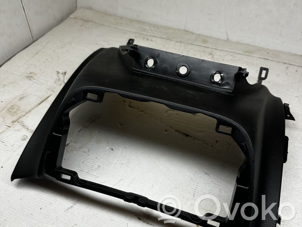 Otros repuestos del interior   6BX38DX9AB