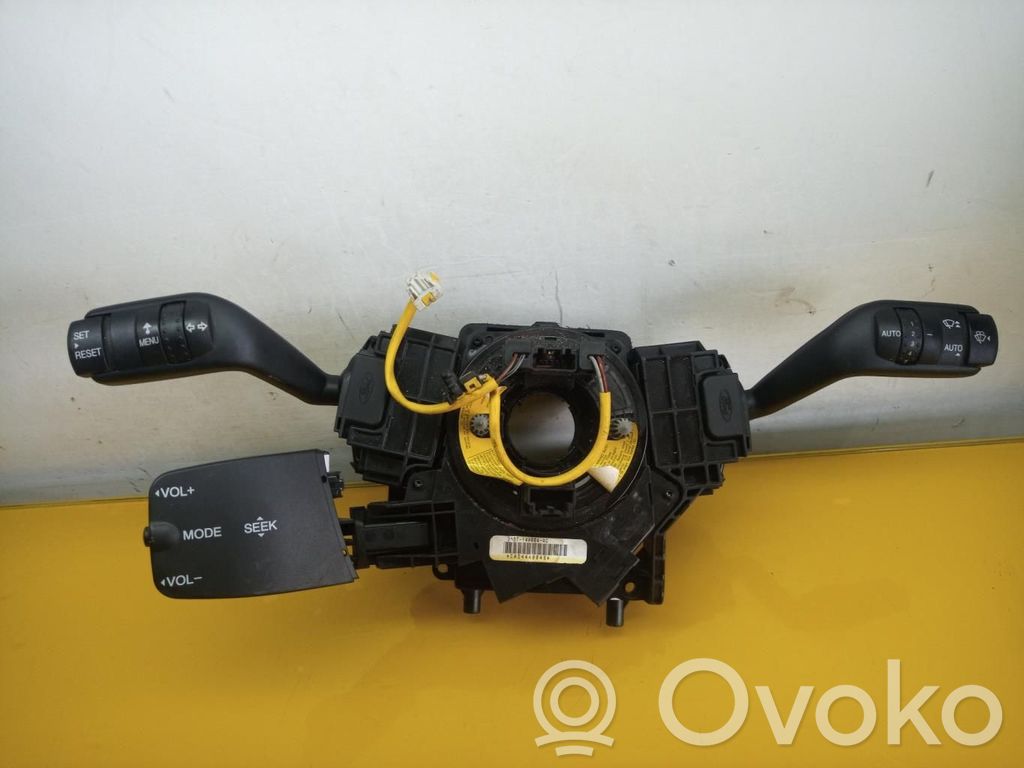 Interruptor de control multifunción   3M5T14A664AG