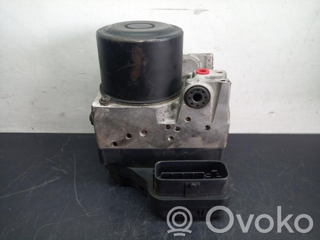 Toyota RAV 4 (XA20) ABS Pump 