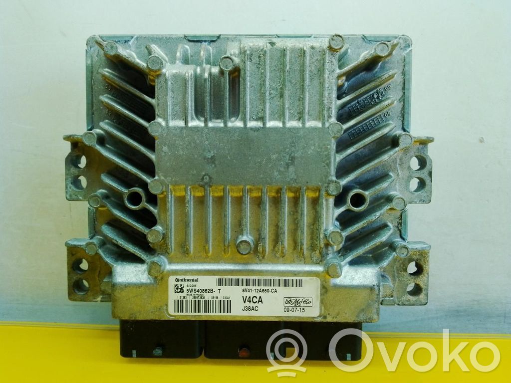 Motorsteuergerät ECU   8V4112A650CA