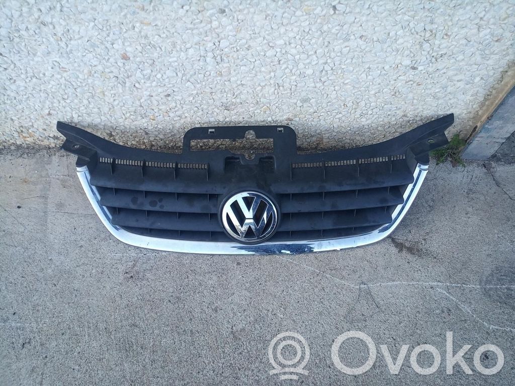Volkswagen Touran II Etusäleikkö 