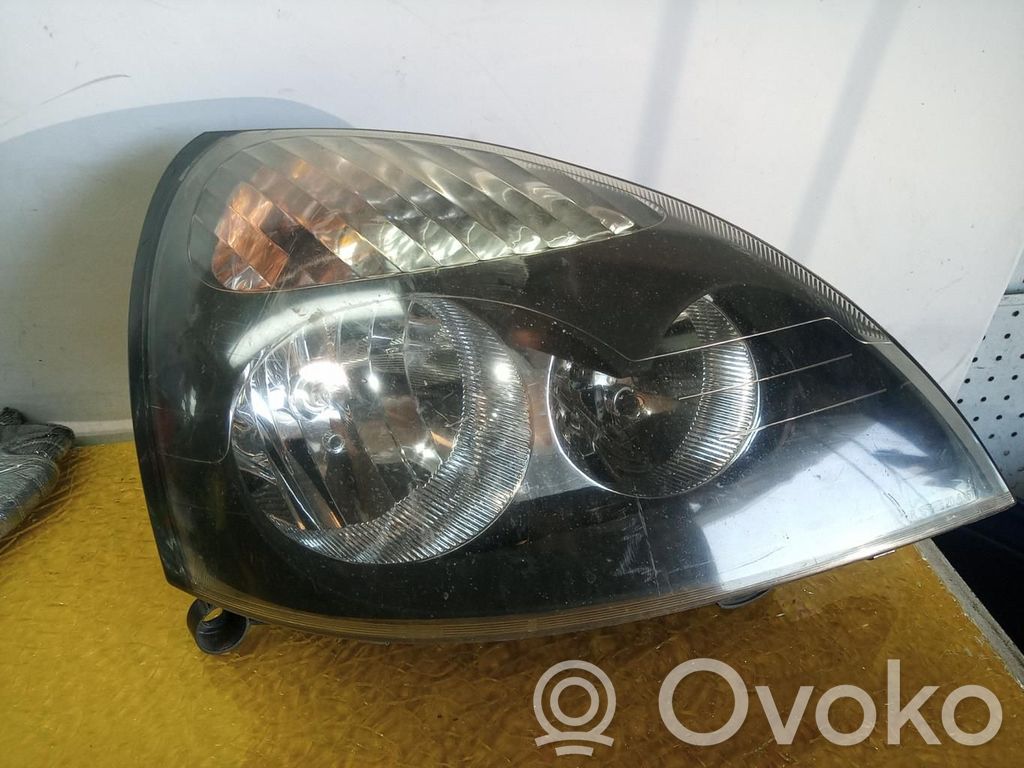 Renault Clio II Scheinwerfer 