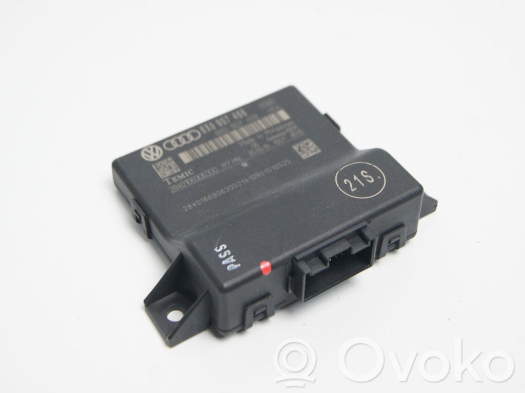 Audi A1 Gateway control module 