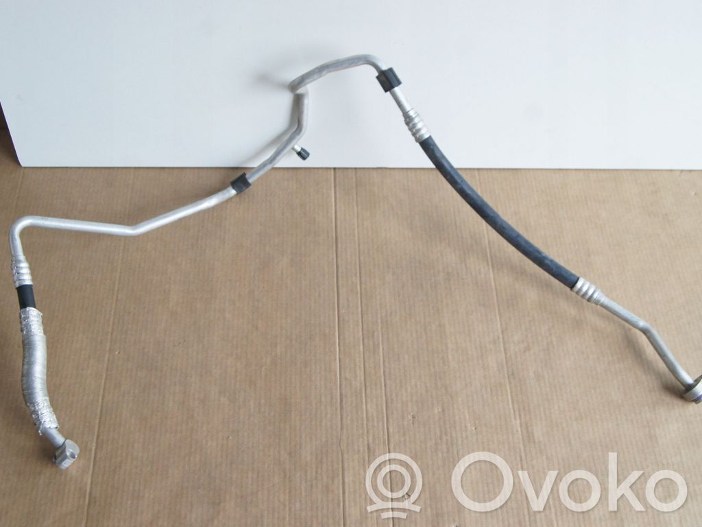Volkswagen PASSAT CC Conductă/furtun aer condiționat (A/C) 