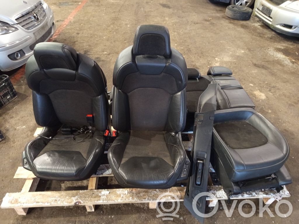 Seat set