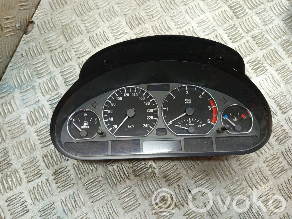 BMW 3 E46 Spidometras (prietaisų skydelis) 