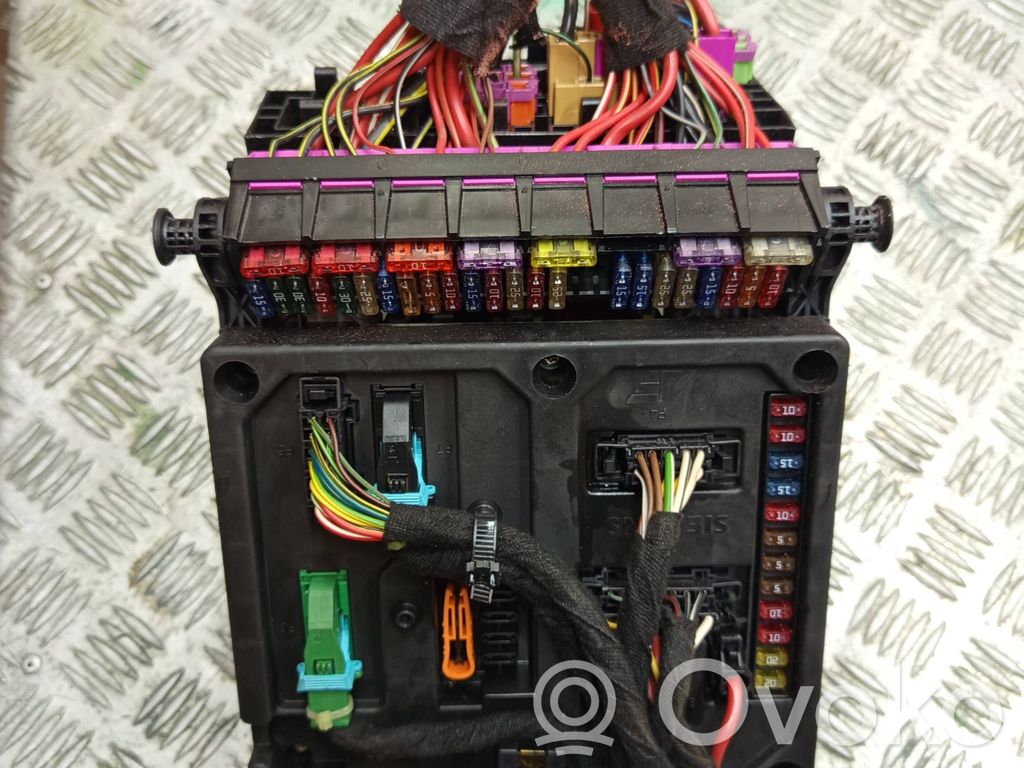 Sulakemoduuli   S120042300A,7M3962258AD,633812347