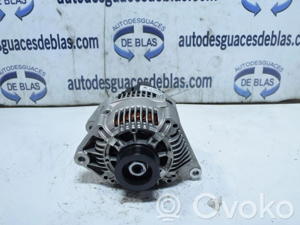 Renault Clio I Alternador 