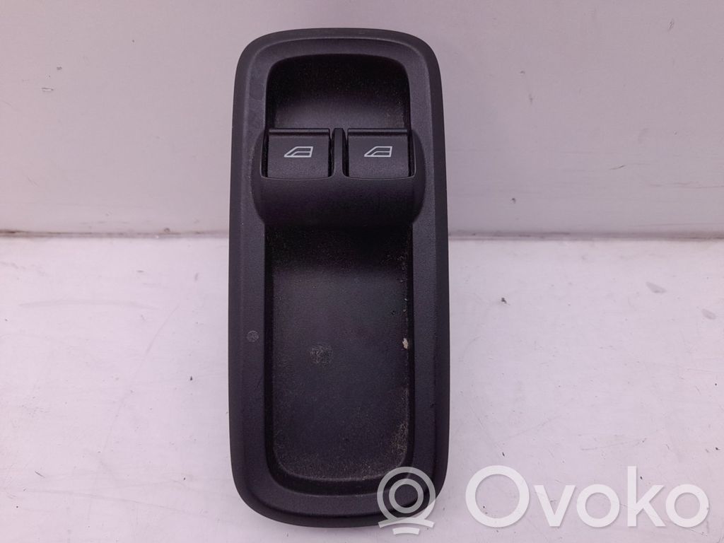 Electric window control switch   6A6T14A132AC