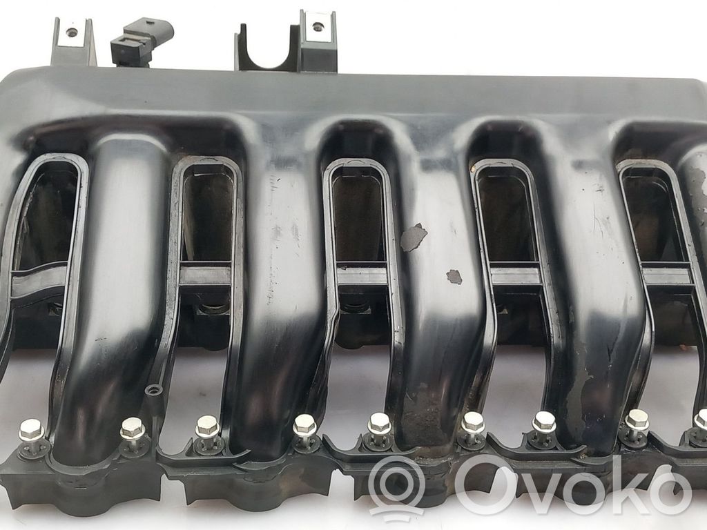 Intake manifold   7790700