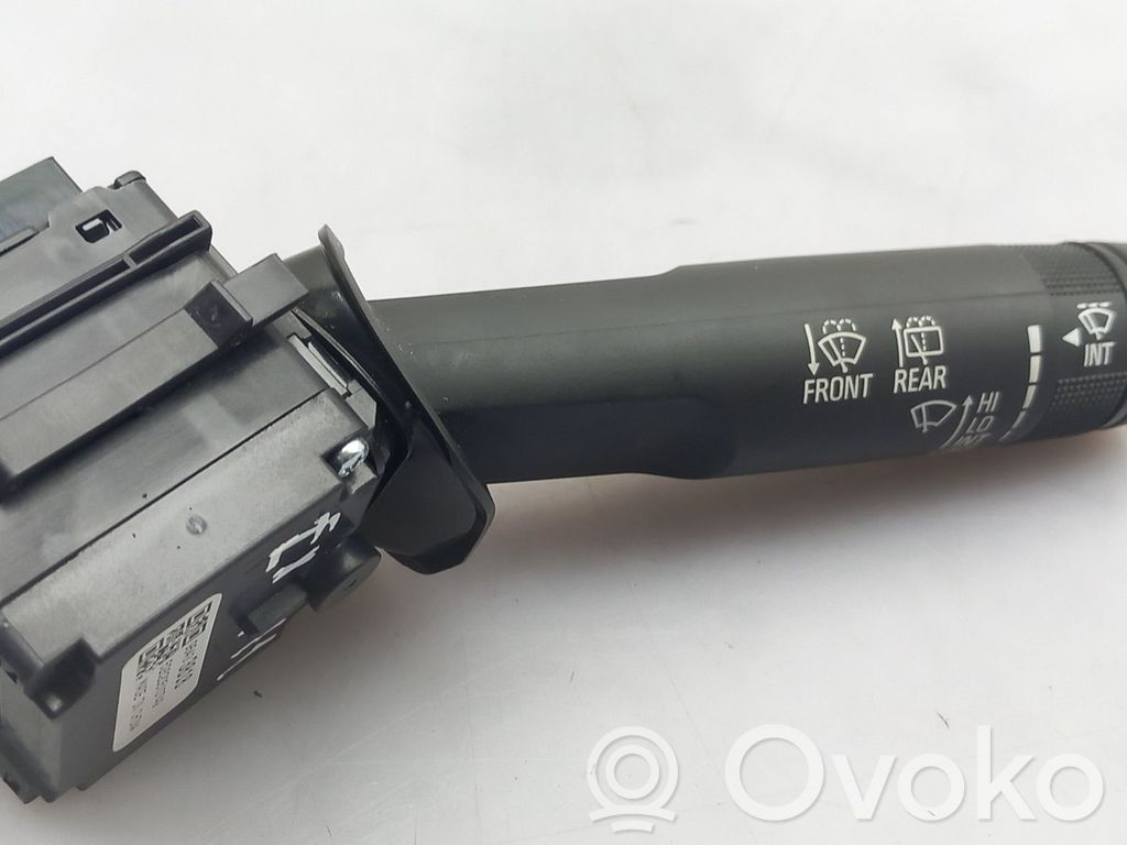 Other switches/knobs/shifts   95433818