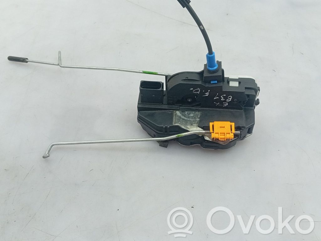Opel Mokka Zamek drzwi przednich 