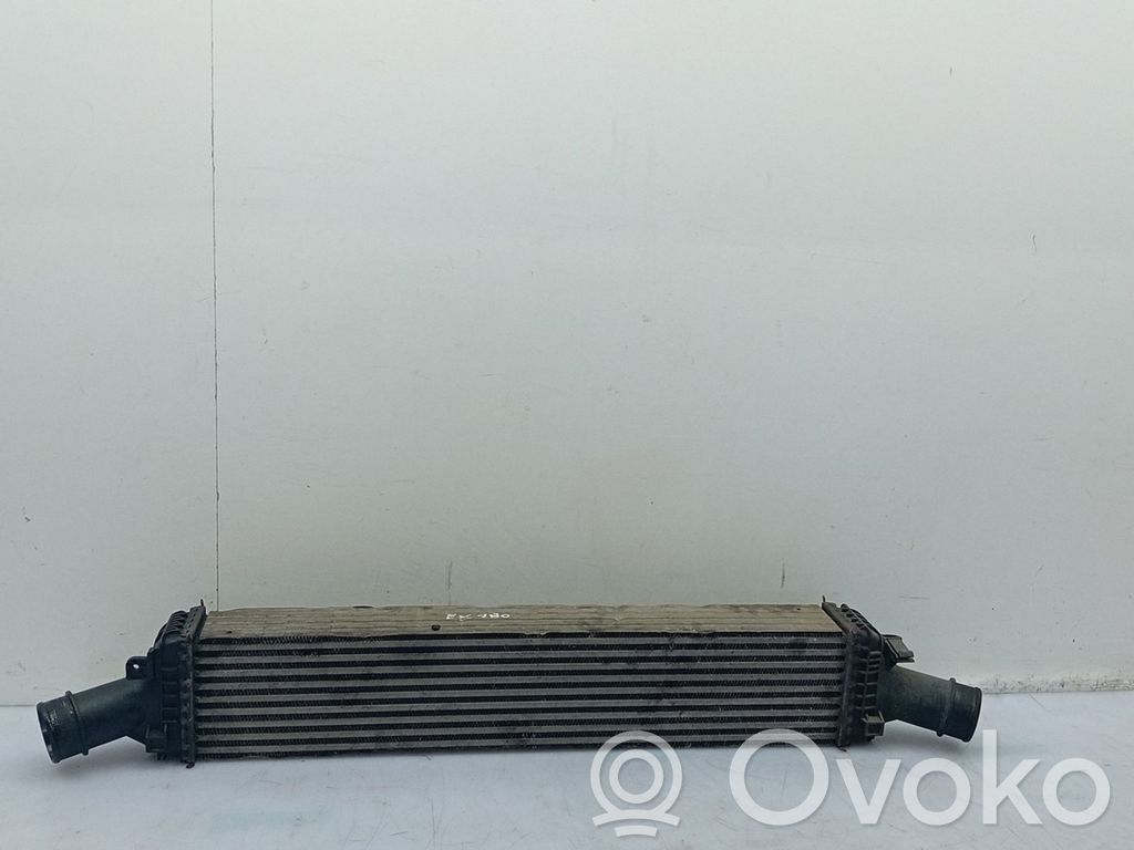 Interkūlerio radiatorius   8K0145805E,80A145805F,80A145805L,8K0145805AC,8K0145805E,8K0145805P,8K0145805R,8KO145805E,8KO145805P,95B145805A,PAB145805,PAB145805A