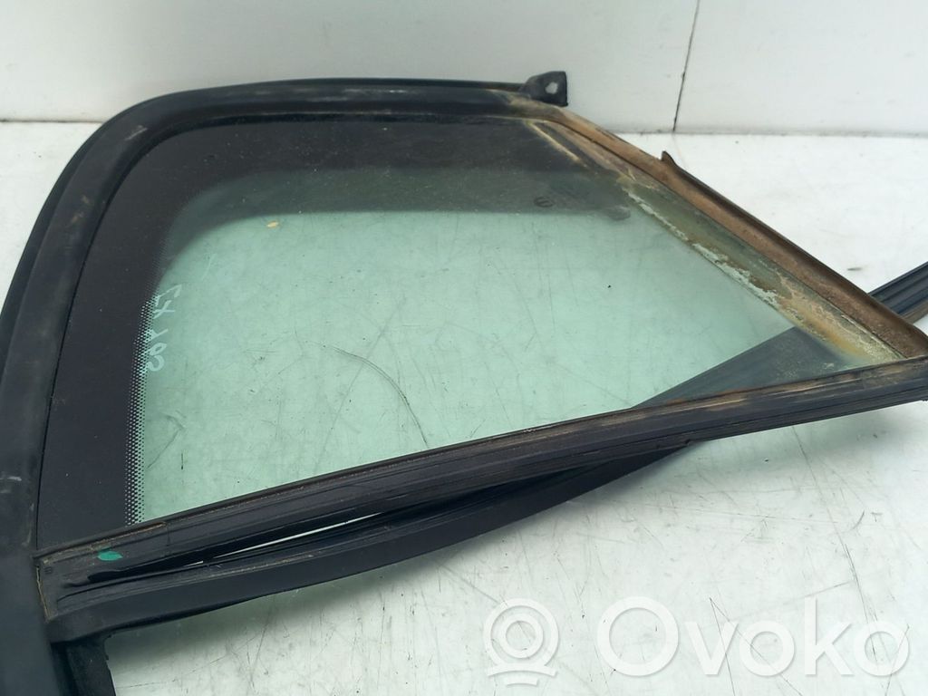 Rear side window