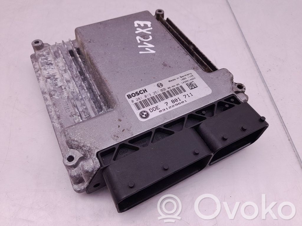 Dzinēja vadības bloks   7801711,BOSCH0281013251
