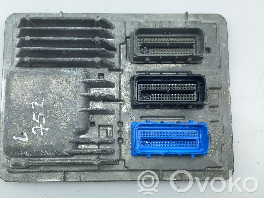 Opel Astra K Engine control unit/module 