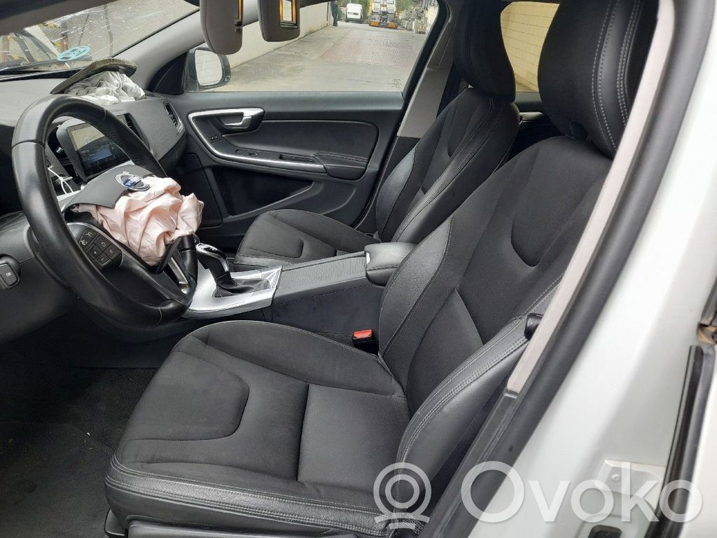 Volvo V60 Sėdynių komplektas 