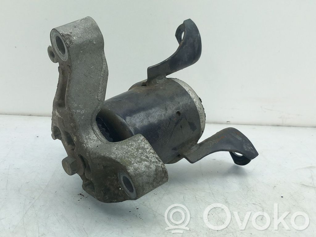 Ford Fiesta Engine mount bracket 