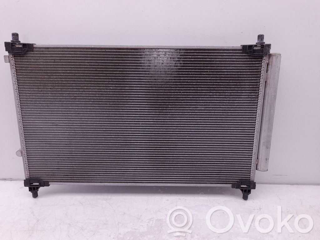 Toyota Auris E180 Skraplacz / Chłodnica klimatyzacji 