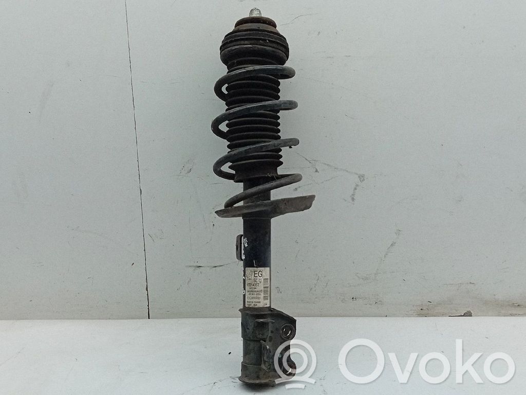 Opel Corsa E Priekinis amortizatorius