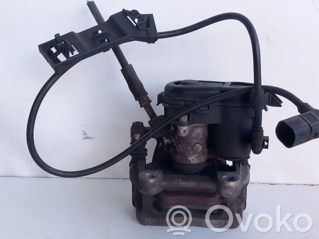 Mercedes-Benz B W246 W242 Rear brake caliper 