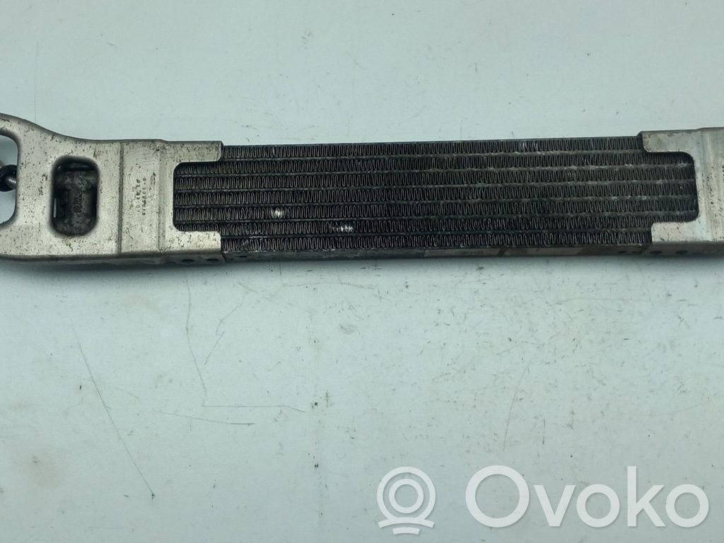 Mercedes-Benz B W245 Radiatore dell’olio del motore