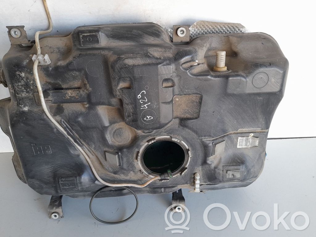 Mercedes-Benz A W176 Fuel tank 