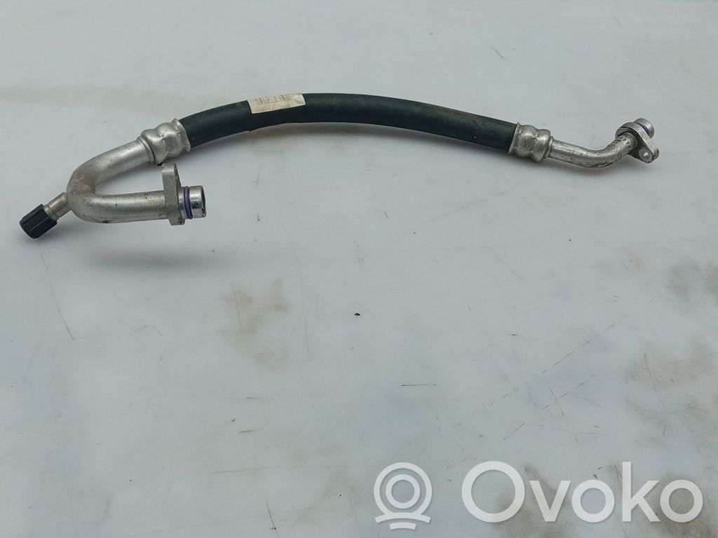 Ilmastointilaitteen putki (A/C)   924803NL0B