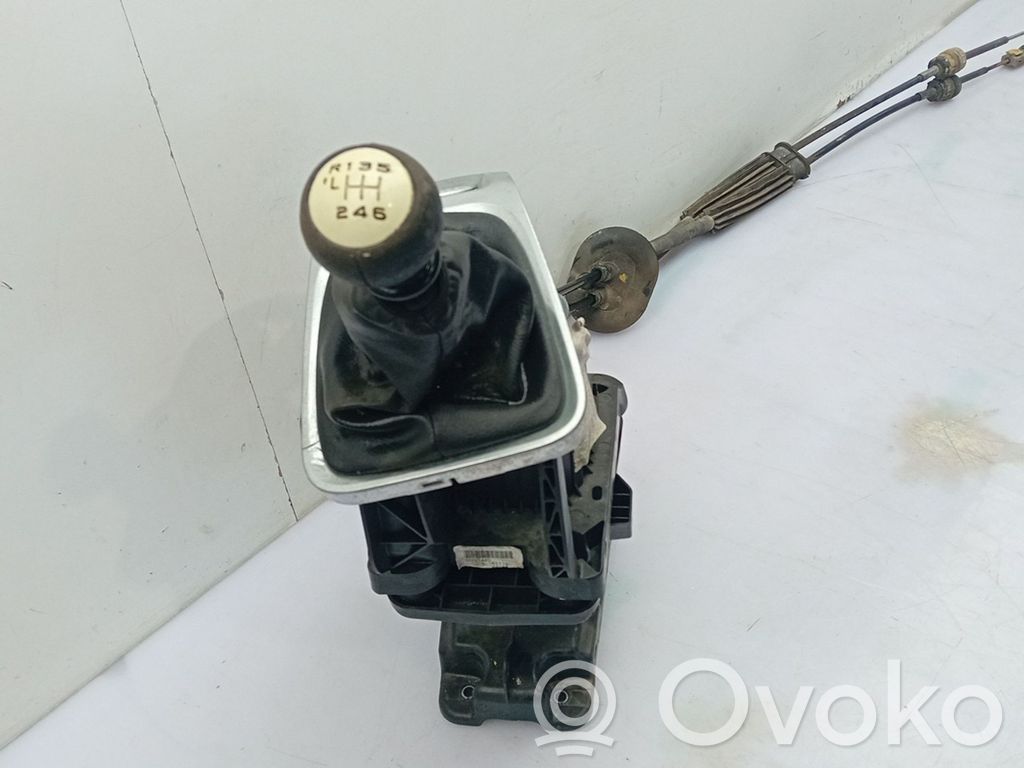 Peugeot 5008 Palanca/selector de cambios 
